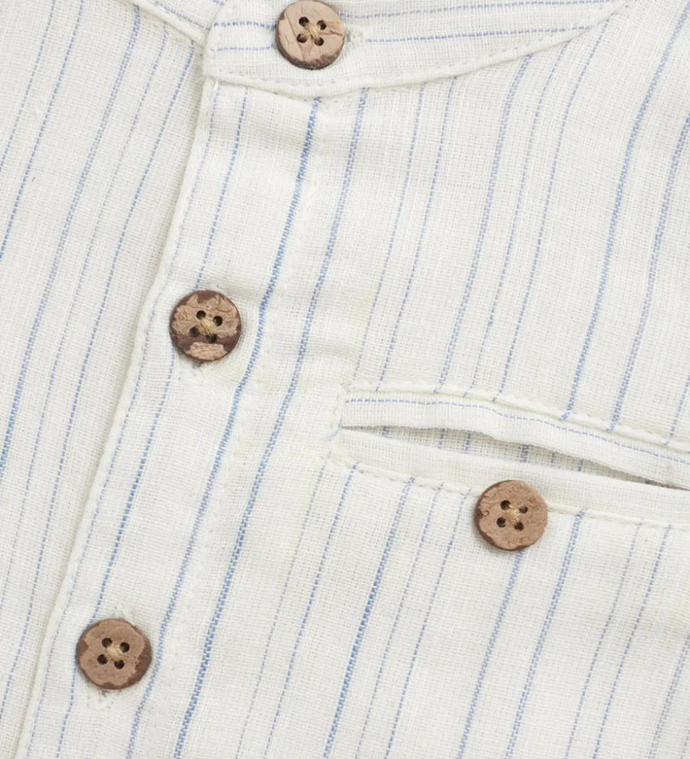 En Fant Skjorte - Eggnog