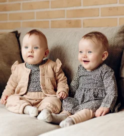 Hust and Claire Kjole - HCBri - Wheat Melange