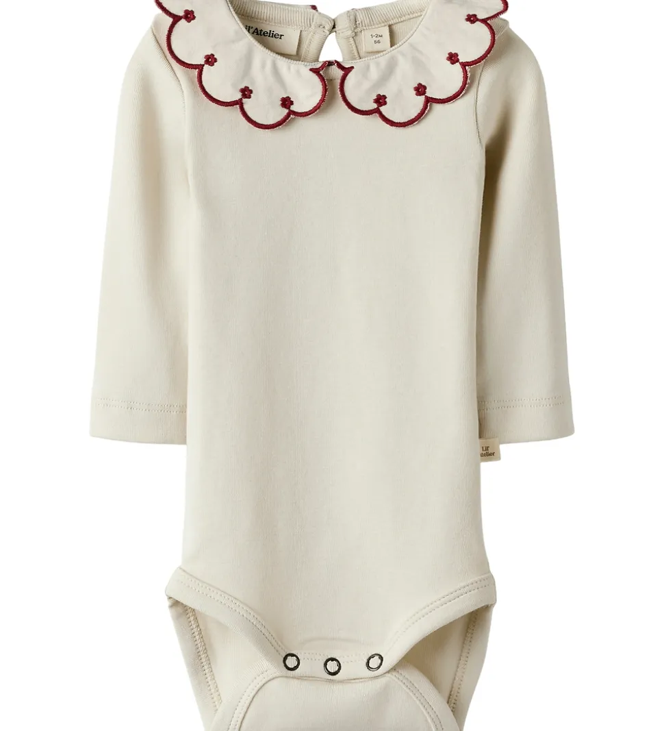 Lil' Atelier Body L/Æ - NmfFundo - Turtledove/ Red Dahila